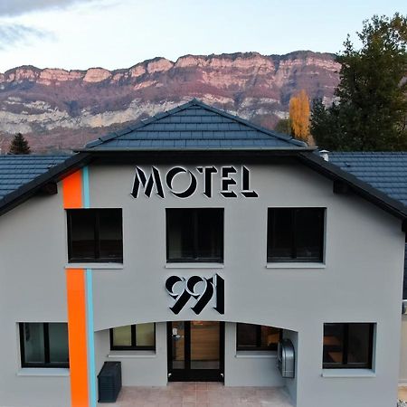 Motel 991 Viviers-du-Lac Bagian luar foto
