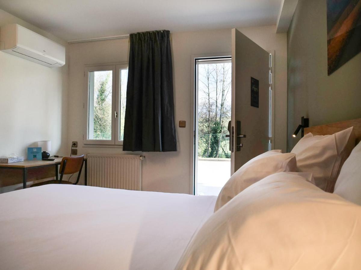 Motel 991 Viviers-du-Lac Bagian luar foto